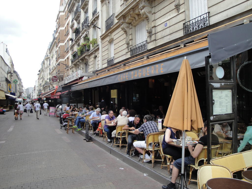 Almeria Garden Apartment Paris Exterior foto